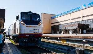 Атырауда 9 теміржол вокзалы жаңартылуда