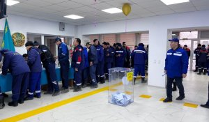 Референдум 2026: Маңғыстаулық мұнайшылар өндіріс орындарында өз таңдауын жасады