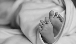 Павлодарда жүктілігін ата-анасынан жасырып, нәрестені тұншықтырып өлтірген студент қыз сотталды