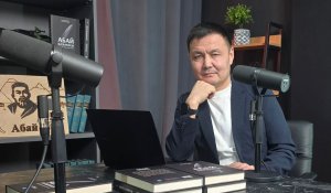 Қазіргі заманда отбасы мен бала тәрбиесі: Психолог Казим Мұстахимнің тәжірибесі мен жетістіктері