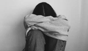 Жан дүниедегі арпалыс: өзіне қол салу жайлы ойлардың табиғаты