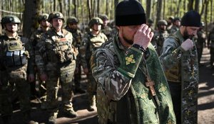 Путин мен Зеленский Пасха мерекесіне орай оқ атуды тоқтатуға келісті