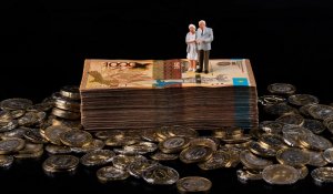 Миллиондаған қазақстандыққа зейнетақысыз қалу қаупі төніп тұр