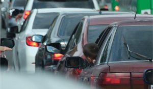 Алматыда ескі автокөліктерді кім сатып алады - әкімдік жауабы