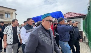 Қазақтың біртуар ақыны Мұхтар Шаханов жер қойнына тапсырылды