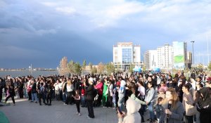 Көкше аспанындағы бірлік үні: жағалаудағы айтулы OPEN AIR