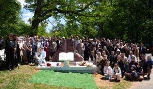 АҚШ-та Мұхтар Мағауиннің құлпытасы орнатылып, оның атындағы мәдени орталық ашылды