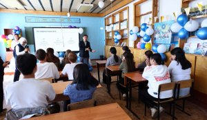 Ұлытау жастары экологиялық мәдениетке қалай үлес қосуда: Өңірде «Өзіңнен баста» акциясы басталды