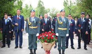 Алматы облысында боздақтар рухына тағзым етті