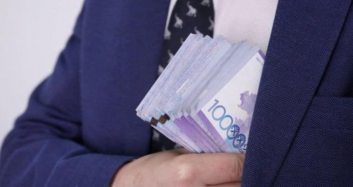 БҚО-да шенеунік тәртіптік жазасы бола тұра сыйақы жаздырып алған