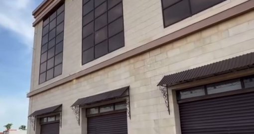 Астанада Қайрат Нұртас атындағы сауда орталығы салынып жатыр