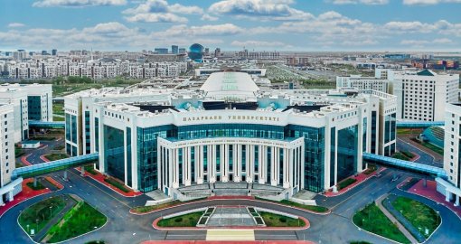 «Жалған ақпарат берді»: Назарбаев Университеті өзін сынаған депутатқа жауап берді