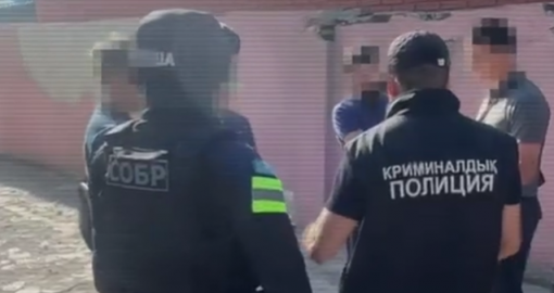 14 адам ұсталды: “Qarmet" қызметкерлері 1 млрд теңгенің ұрлығын жасаған