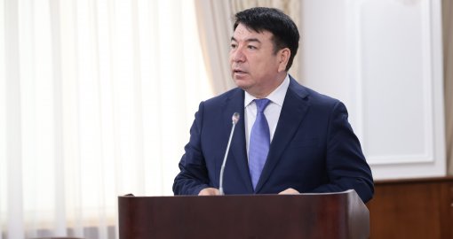 “Тәртіпке келтіретін дүниелер бар”: Ғани Бейсембаев жекеменшік мектептер жайлы даулы сұраққа жауап берді