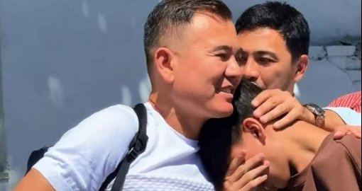 Танымал блогер Мейірхан Шерниязов бостандыққа шықты