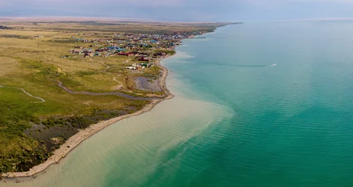 «Өте төмен»: Тоқаев Алакөлдегі жағдай үшін Үкіметті сынады