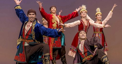 Би қанаттанса – ел қанаттанады