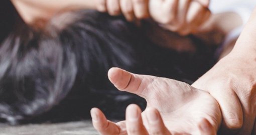 Түркістан облысында туысы 17 жасар қызды сегіз ай бойы зорлап, тәнін саудалаған