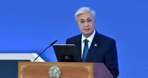 Тоқаев қазақстандықтарды Конституция күнімен құттықтады