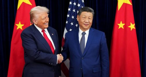 Си Цзиньпин мен Дональд Трамп кездесті: екі алпауыт қайта тіл табыса ма