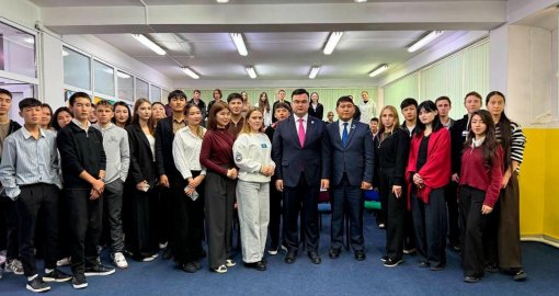 Жетісу университетінде Ассамблея жастарының төрағасы жастармен кездесті