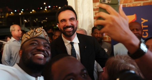 Мигранттан мэрге дейін: Нью-Йоркті алғаш рет мұсылман басқарады