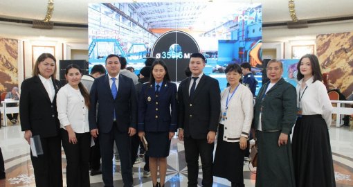 Жұмысшы мамандықтары жылы: Алматыда жалпықалалық бос жұмыс орындары жәрмеңкесі өтті