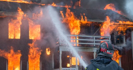 Алғабастағы өрт: аман қалған үш адам жансақтау бөлімінде жатыр