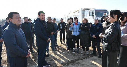 Алматы әкімі «Рахат-Мәдениет» шағынауданының тұрғындарымен кездесті