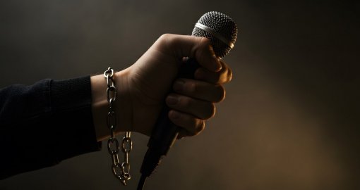 Жалған ақпаратқа қарсы сөз бостандығы: медиада тепе-теңдікті қалай табуға болады