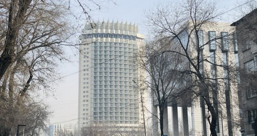 "Қар жауып, көктайғақ болады": Алматыда ауа райы күрт суытады