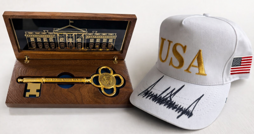 Ақ үйден Астанаға: Трамп Тоқаевқа сыйлық беріп жіберді