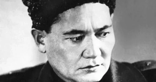 Бауыржан Момышұлына «Халық қаһарманы» атағы берілді