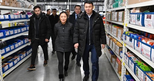 Алматы әкімі Magnum E-commerce жаңа логистикалық кешенін аралады