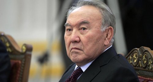 Депутат Назарбаевтың Қазақстаннан шығуын шектеуді ұсынды