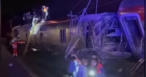 Испанияда екі жоғары жылдамдықты пойыз соқтығысып, 21 адам қаза тапты