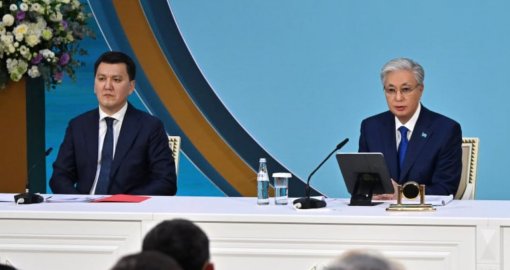 Қариннің лауазымын алып тастауды ұсынған Тоқаев оған «Sorry» деді