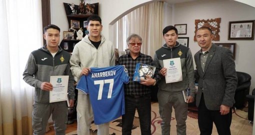 Темірлан Анарбеков Алматыда ректор грантының иегері атанды