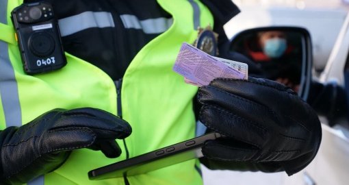 Жол ережесін жиі бұзатын жүргізушілерге айыппұлдағы жеңілдікті алып тастау ұсынылды