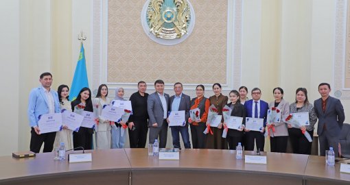 Qaz365.kz журналисі тіл байқауында топ жарды