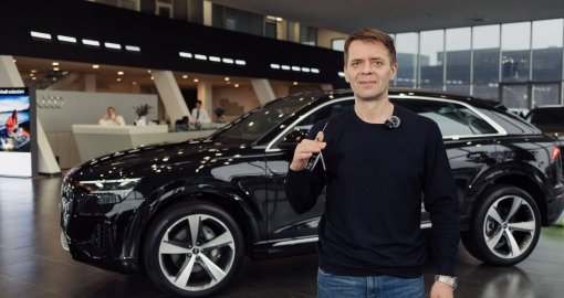 Уәде орындалды: Арсен Томский Шайдоровтың әкесіне Audi Q8 мінгізді
