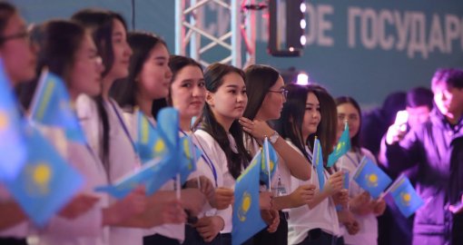 «Жастар таңдауы – жаңа Ата Заң»: Шығыс өңірінде ауқымды live-концерт өтті