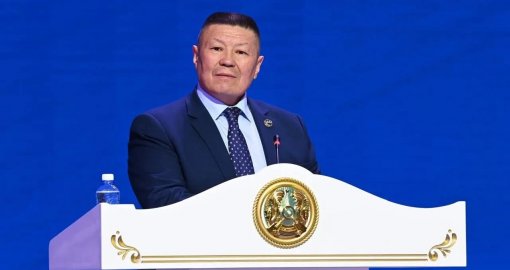 «Өзге елде әскер кінәлі деп ұрандамайды»: Бақытбек Смағұл әскердегі өлім-жітім жайлы сөз сөйледі