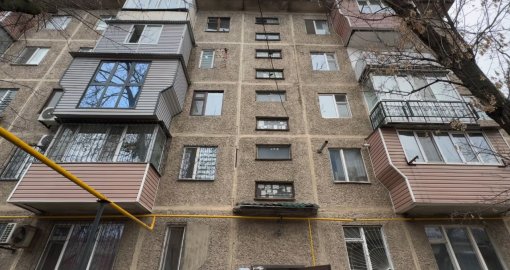 Шымкенттегі тұрғын үйдің бір подъезінен төрт адамның мәйіті табылды