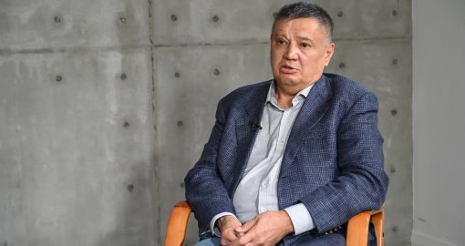 Жаңа Конституцияны сынаған Оразалы Ержанов екі айға қамалды