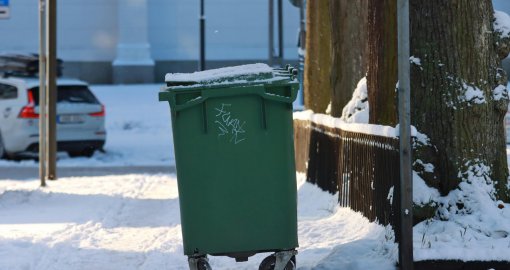 Ақтөбеде қоқысқа тастаған сөмкеден ер адамның мәйіті табылды