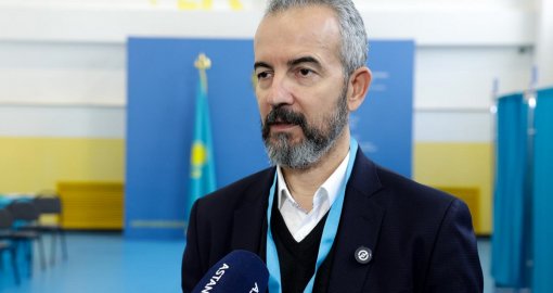 Албаниялық бақылаушы Қазақстандағы референдум туралы пікірін білдірді