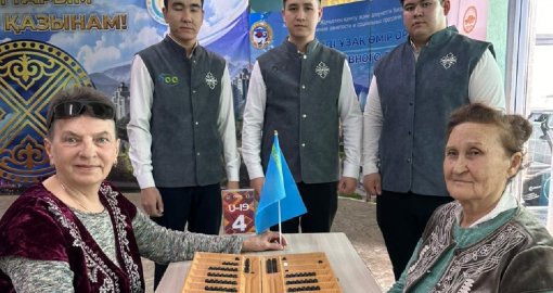 Алматыда ардагерлер арасында тоғызқұмалақтан турнир өтті