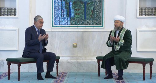 Тоқаев Қазақстан халқын Ораза айт мерекесімен құттықтады
