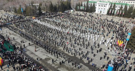 Көкшетаулықтар «Қара жорға» биі мен «бес асық» ойынынан Қазақстан рекордтар кітабына енді